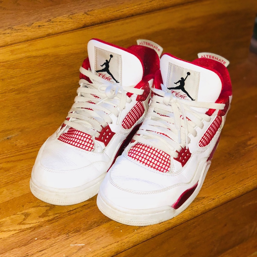 Jordan alternate 89’s